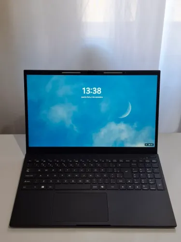 Positivo Vision R15 Ryzen 7 16 GB