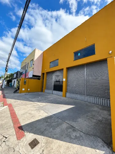 Livia Machado Imóveis Aluga Galpão para Locação em Morada de Laranjeiras 170 m²