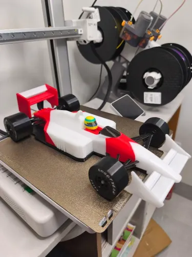 Miniatura McLaren MP4/4 F1 1988 - Ayrton Senna