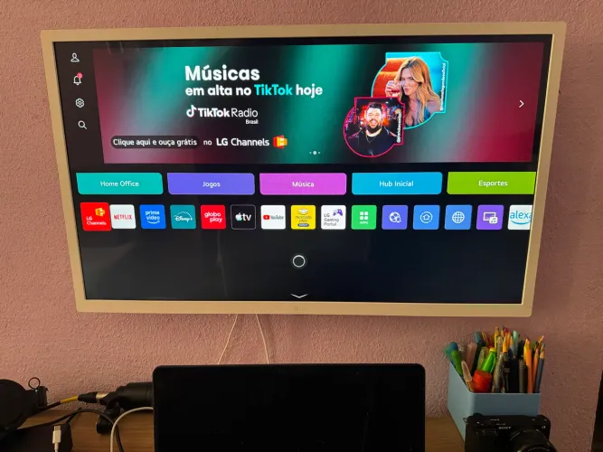 Monitor LG 32 UHD