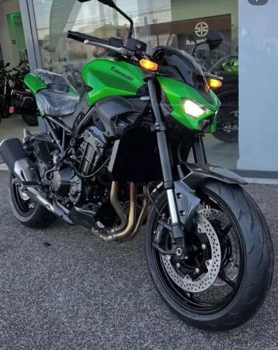 KAWASAKI Z900 ABS VERDE