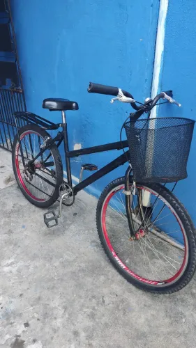 Bicicleta Aro 26 com Cestinha e Garupa - Montese