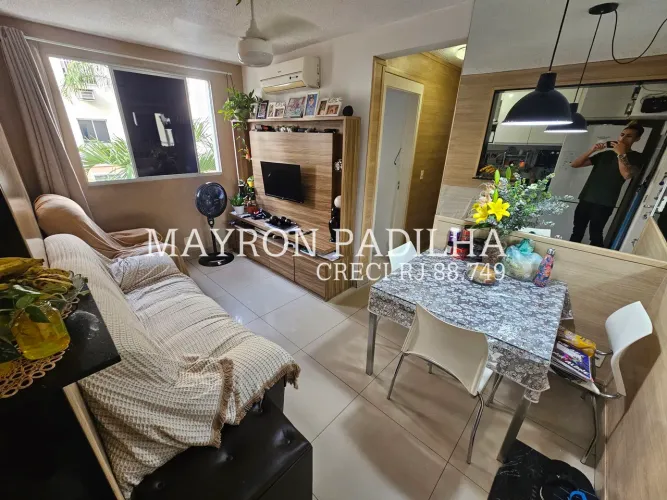 Apartamento com suíte/ Garagem / Condomínio fechado / Guadalupe - RJ