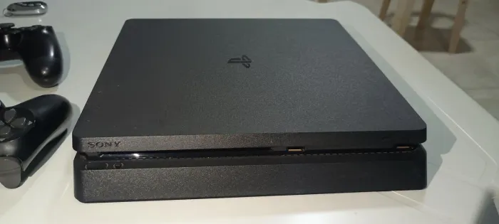 Ps4 Slim 1TB