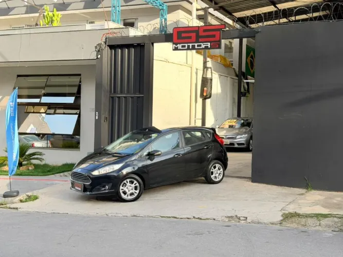 Ford Fiesta SE 1.6 16V Flex 5P 2014