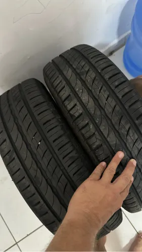 185/60/15 PIRELLI P1 (6 meses de uso)
