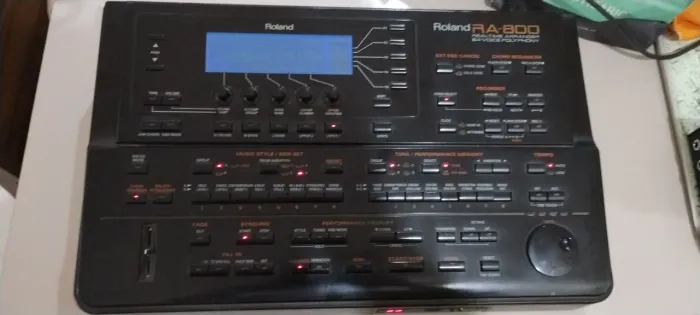 Módulo Roland RA800 - Cérebro do teclado G800.