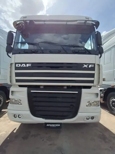 DAF XF105 460 6x2 ano 2018.