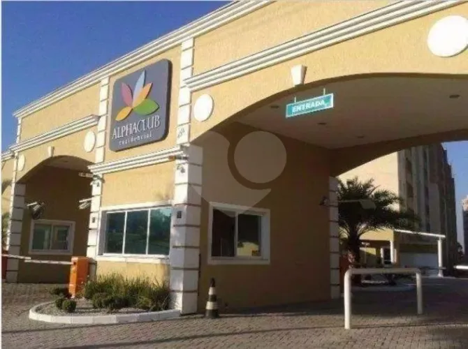 APARTAMENTO MOBILIADO ALPHA CLUBE
