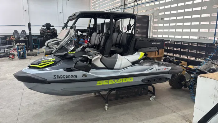 Seadoo 325 exclusivo 