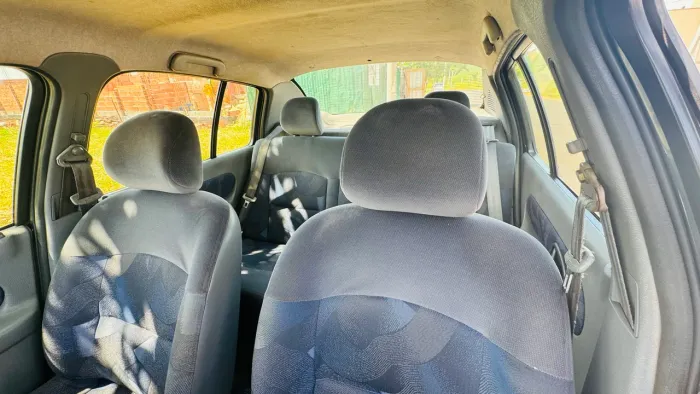 Renault Clio RT/ Privil. 1.0/1.0 Hi-power 16V 5P 2003