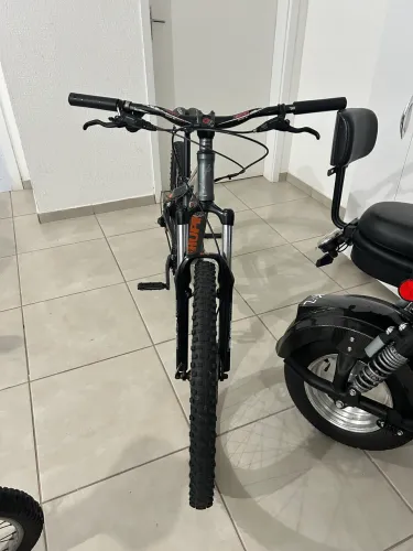Hupi Naja