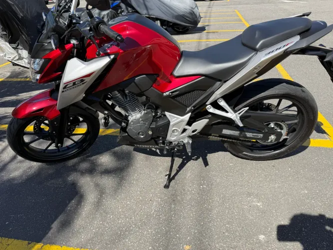Honda Cb 300f Twister