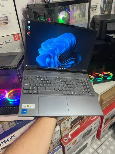 NOTEBOOK LENOVO i5 13GER TELA IPS