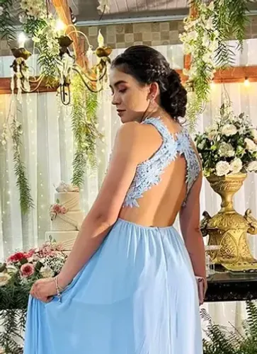 Vestido madrinha azul bebê bordado