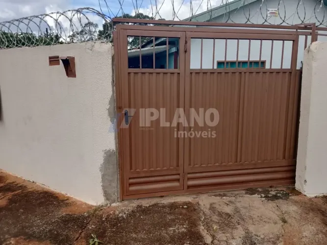 Venda de Casas / Padrão na cidade de Araraquara