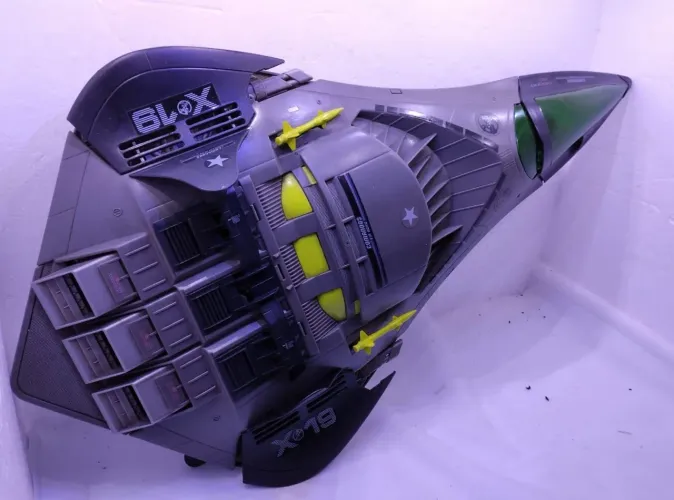 Aeronave Coleção Comandos em Ação Phantom X-19 