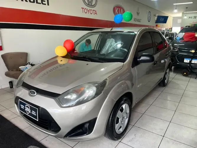 Ford Fiesta Sedan 1.0 8V Flex 4P 2011