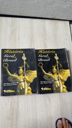 Livro didático História Geral e do Brasil