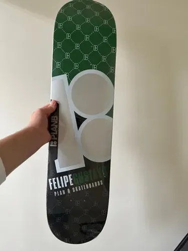 Shape - Plan B - skateboard- Felipe Gustavo