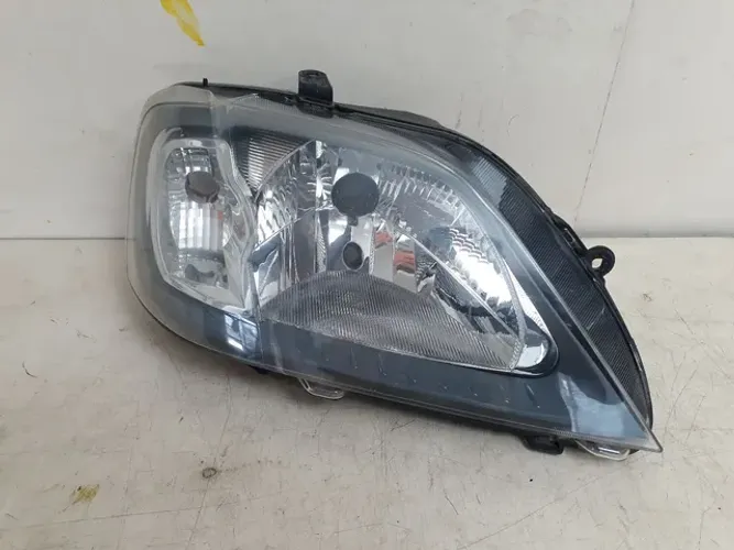 Farol Logan L.D 2006/2011 original usado