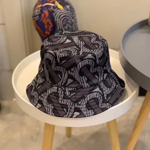 Bucket BURBERRY