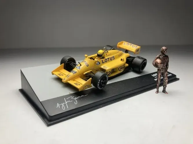 Lendas Brasileiras Do Automobilismo - Lotus 99t + Estátua Ayrton Senna/Fascículo