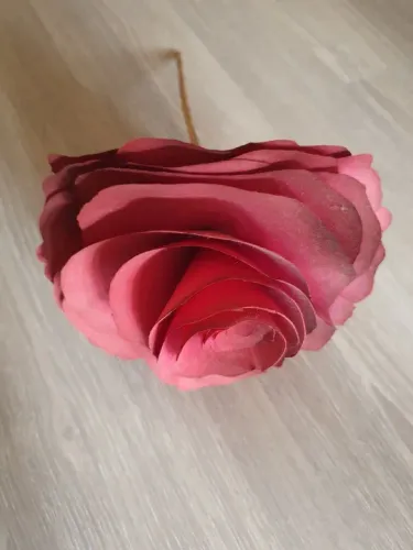 Flor de madeira rosa