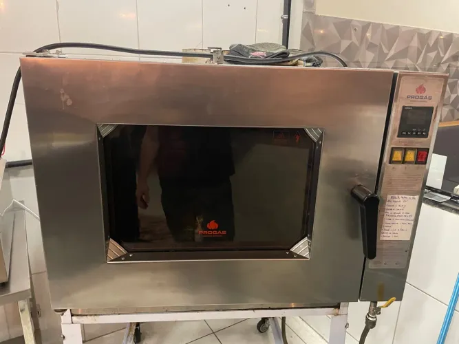 Forno de Convecção a Vapor Progás