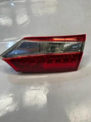 Lanterna Traseira direita Corolla 2018
