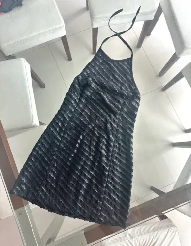 Vestido preto de Couro Legítimo