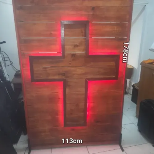 Painel cruz com Leds