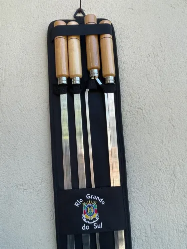Kit com 4 espetos alumínio 70cm