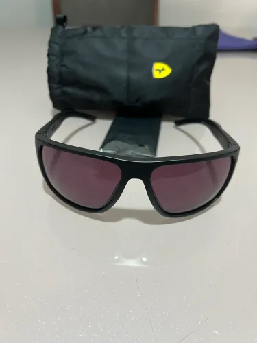Óculos scuderia Ferrari  ( original)