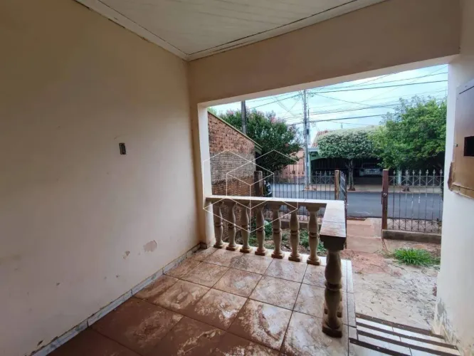 Casa com 4 dormitórios à venda, 200 m² por R$ 750.000,00 - Vila Nova - Jaú/SP