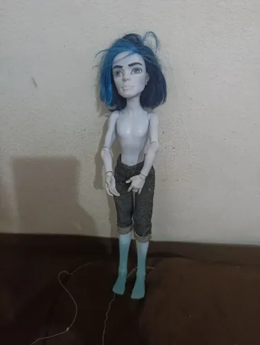 Monsters Hight-Invisibilly New Scaramester
