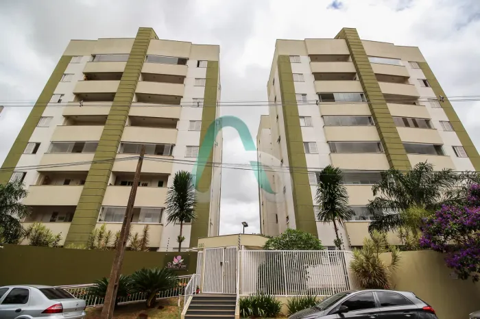 Apartamento com sacada/churrasqueira 2 vagas