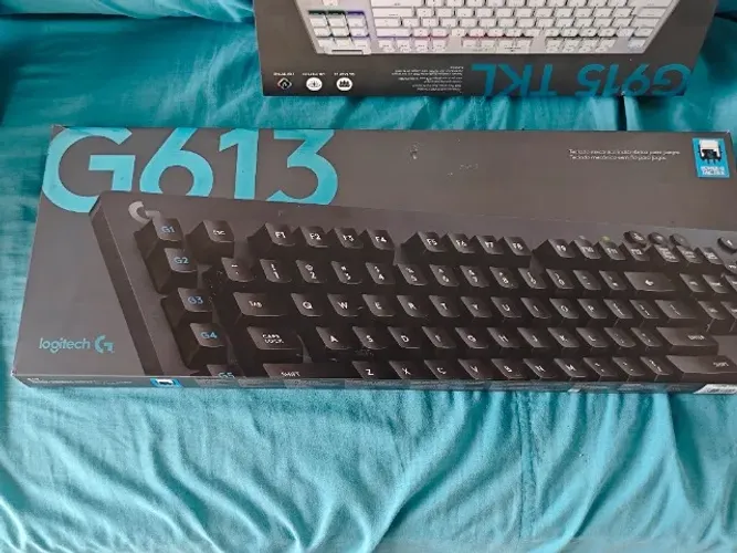 Teclado gamer Lotigch G613 wifi LIGHTSPEED Wireless e Bluetooth