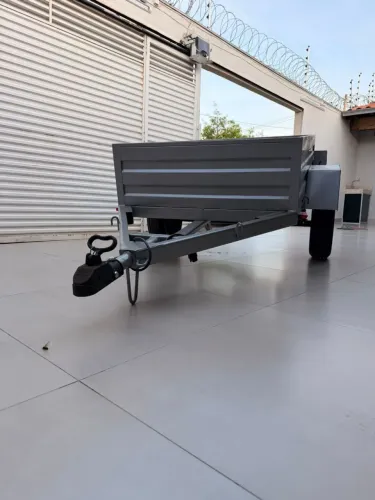Vendo carretinha zerada