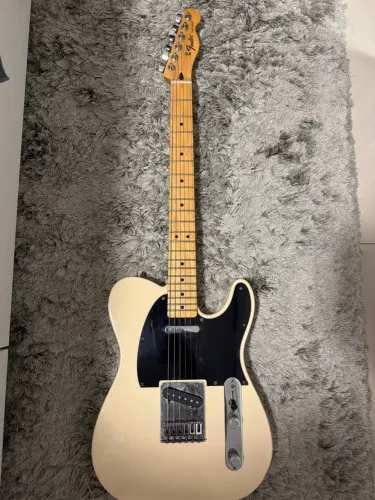 guitarra fender standard telecaster