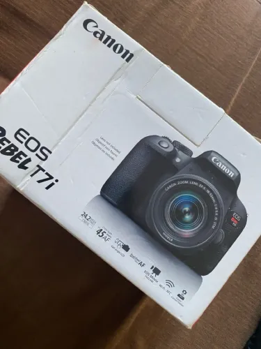 Câmera cânon DSLR T7i apenas corpo sem lente nova sem click