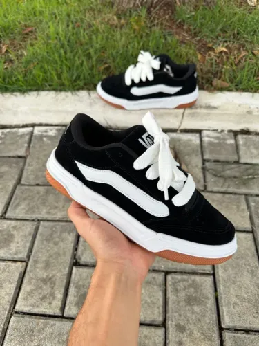 Tênis Vans Skate Style Suede | Clássico Preto, Branco e Solado Goma | Estilo Streetwear |