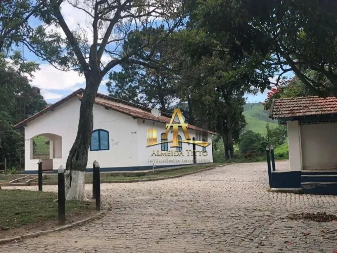 Fazenda Boiadeira / Turismo Rural à Venda - Zona Rural - São José dos Campos/SP