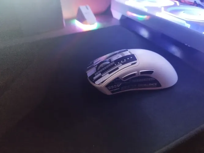 Mouse Gamer Delux M900Pro 8000hz + Dock de carregamento