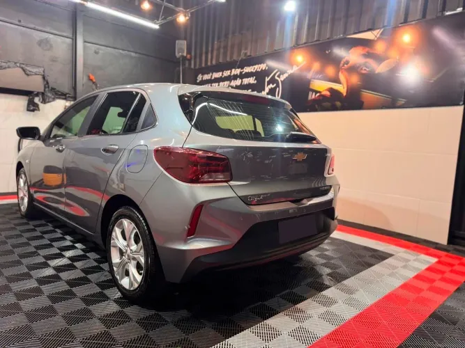 Chevrolet Onix Hatch Premier 1.0 12V TB Flex Aut. 4P 2021