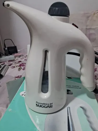 Vaporizador de passar roupa, higienizador portatil e prático