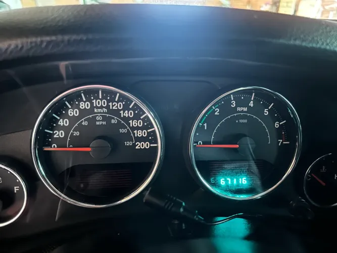 Jeep Wrangler Unlimited Sport 3.6 V6 284cv 4P 2012