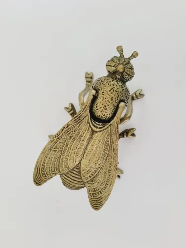 Cinzeiro antigo em bronze mosca