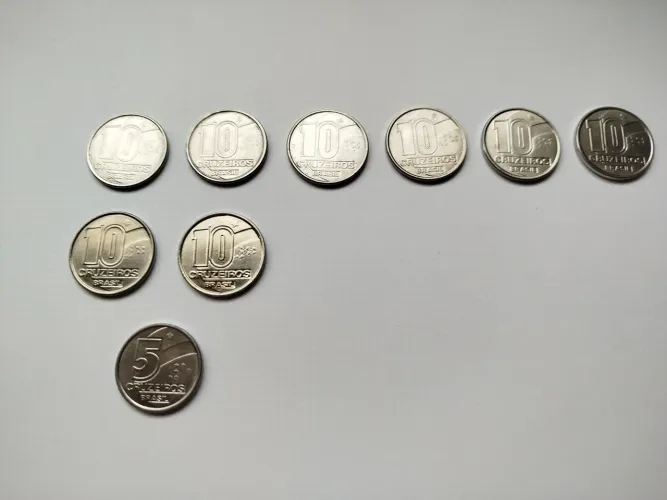 Moeda de 10 e 5 Cruzeiros ( 9 Unidades )