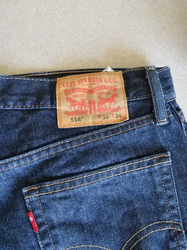 Calça Jeans Levis 514 tamanho 44